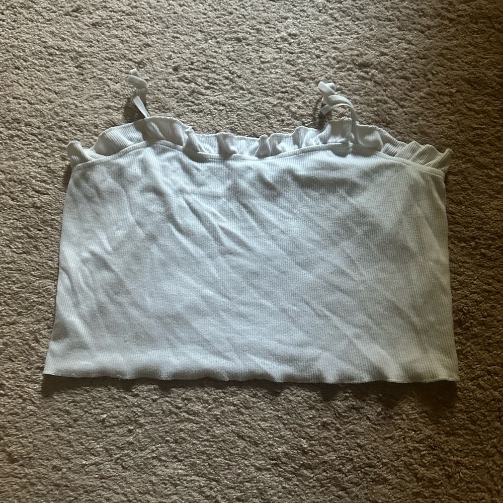 Romwe white ruffle tank top, size large